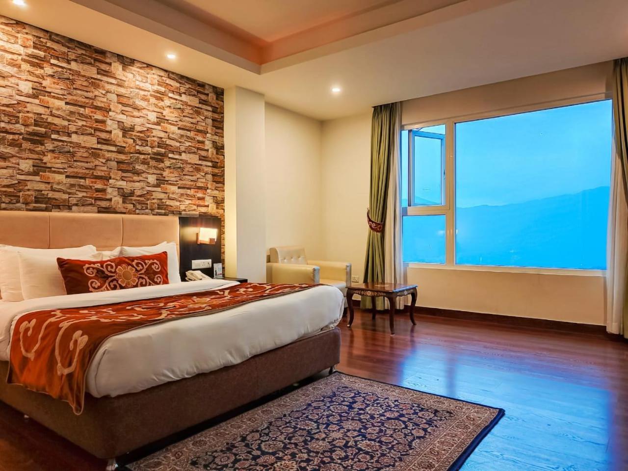 The Fern Denzong Hotel & Spa Gangtok, Sikkim מראה חיצוני תמונה